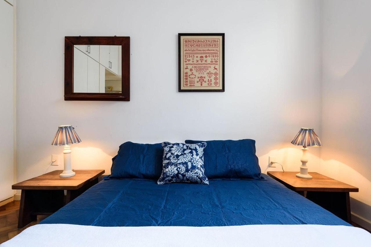 Apartamento Omar Do Rio - Gc 1002 Apartamento 2qtos, Completo Com Garagem, Internet 120mbps, A 150metros Da Praia De Ipanema E Do Metro, 05 Minutos Da Praia De Copacabana *