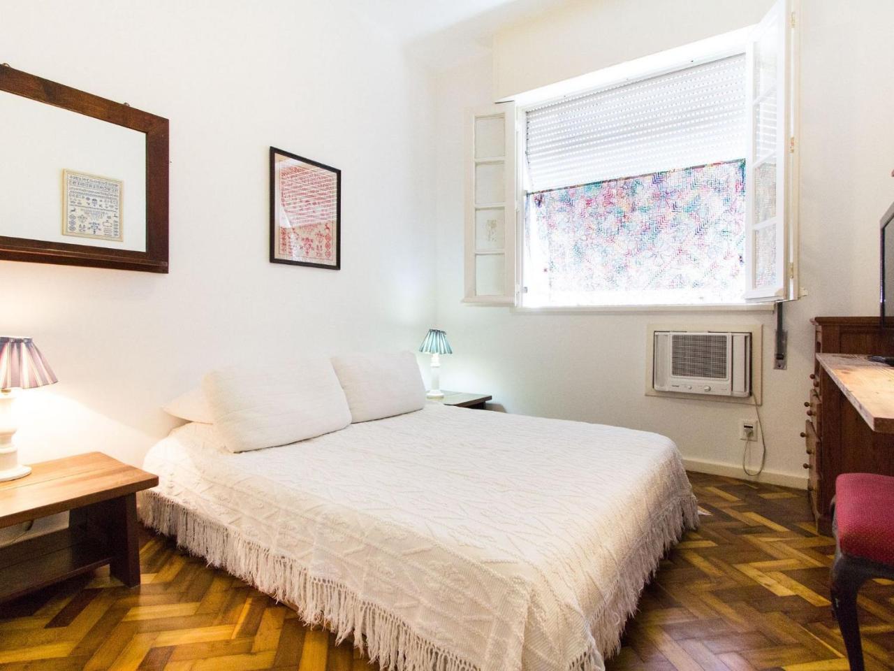 Apartamento Omar Do Rio - Gc 1002 Apartamento 2qtos, Completo Com Garagem, Internet 120mbps, A 150metros Da Praia De Ipanema E Do Metro, 05 Minutos Da Praia De Copacabana *